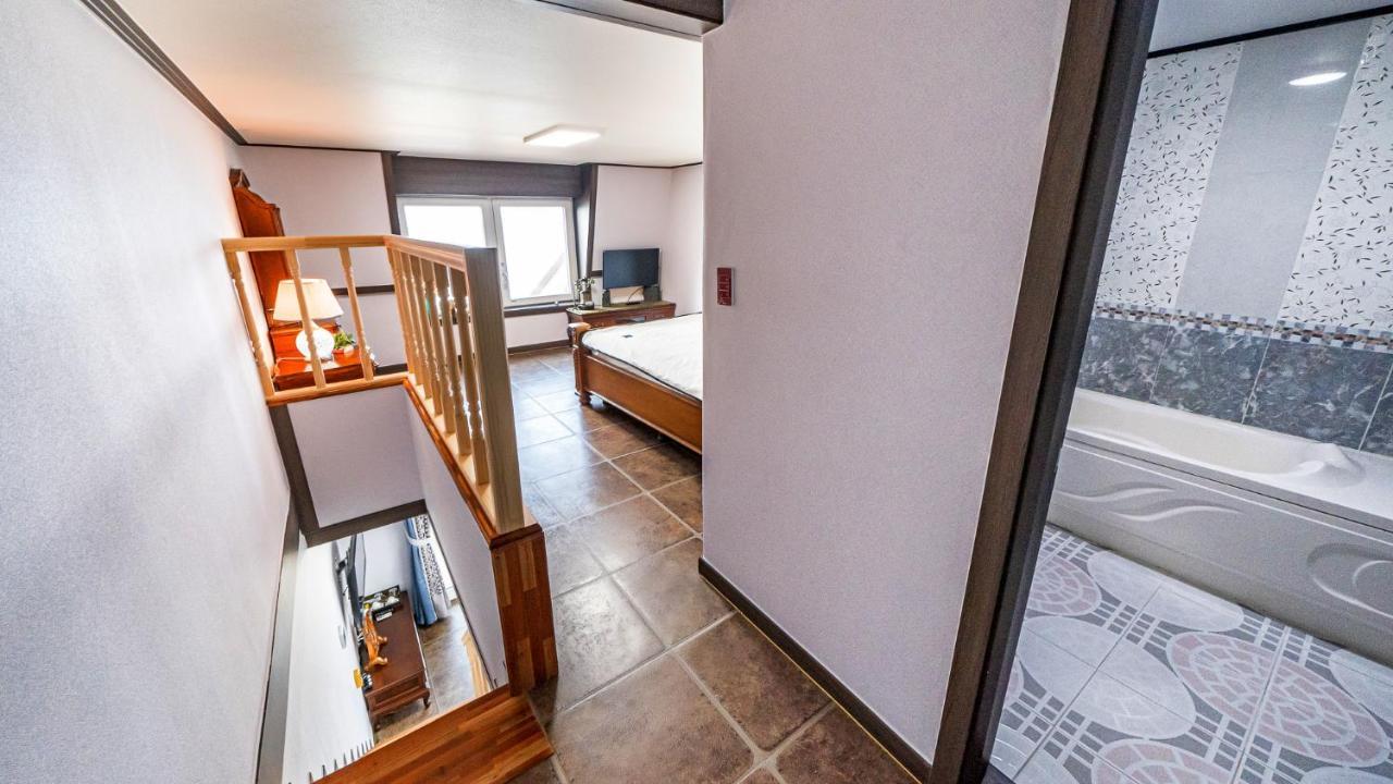 Pension Badawa Gangneung Exterior photo